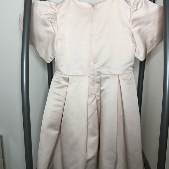 PALE PINK FLORAL PRINT PLEATS & SHORT DRESS - Picture 5 of 7